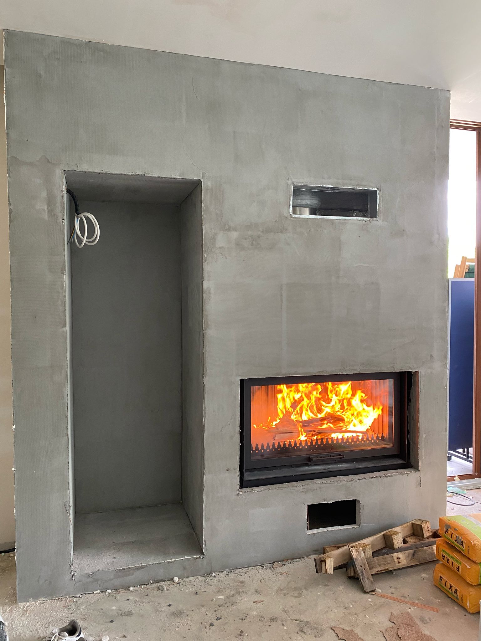 Düz Asansörlü Şömine