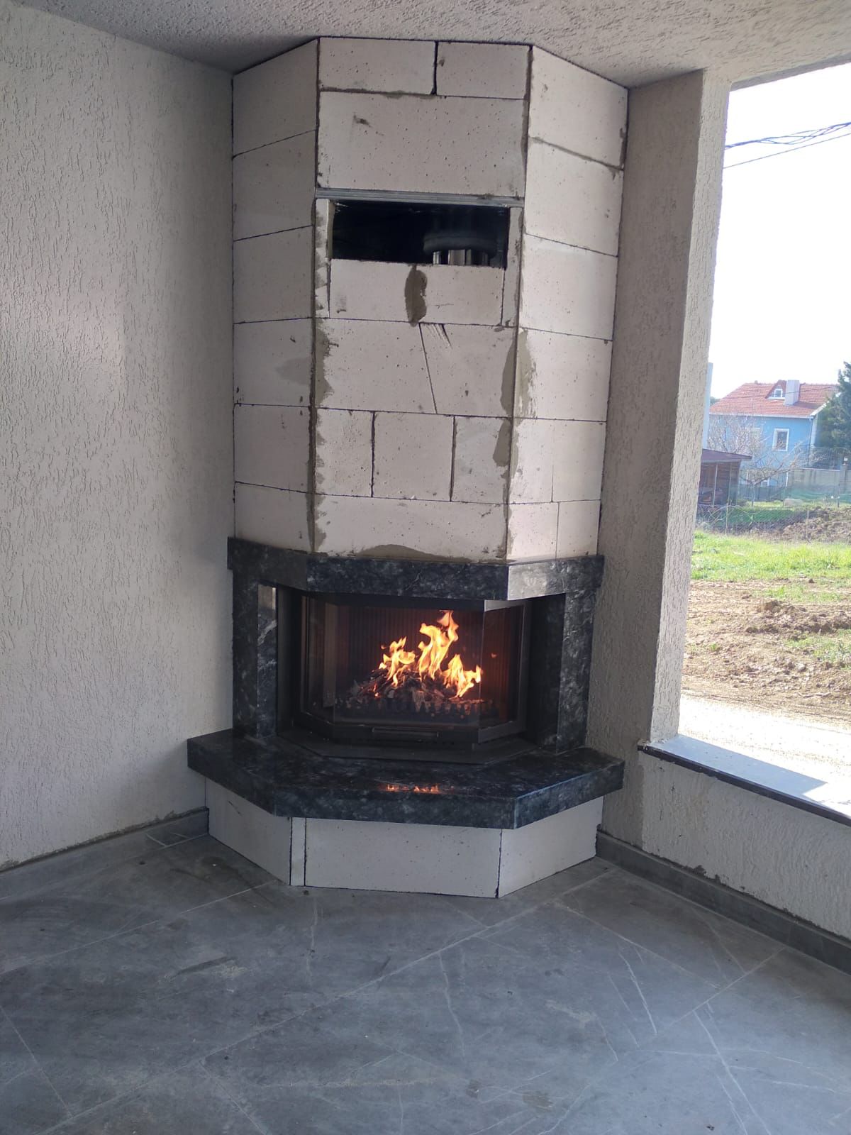 Köşe Şömine Prizmatik Asansörlü Şömine